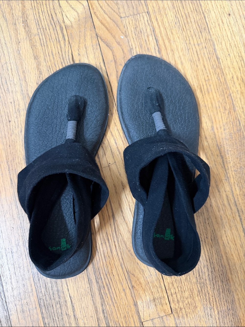 Sanuk Yoga Sling -  Black Fabric Wrap Toe-Ring Sandals